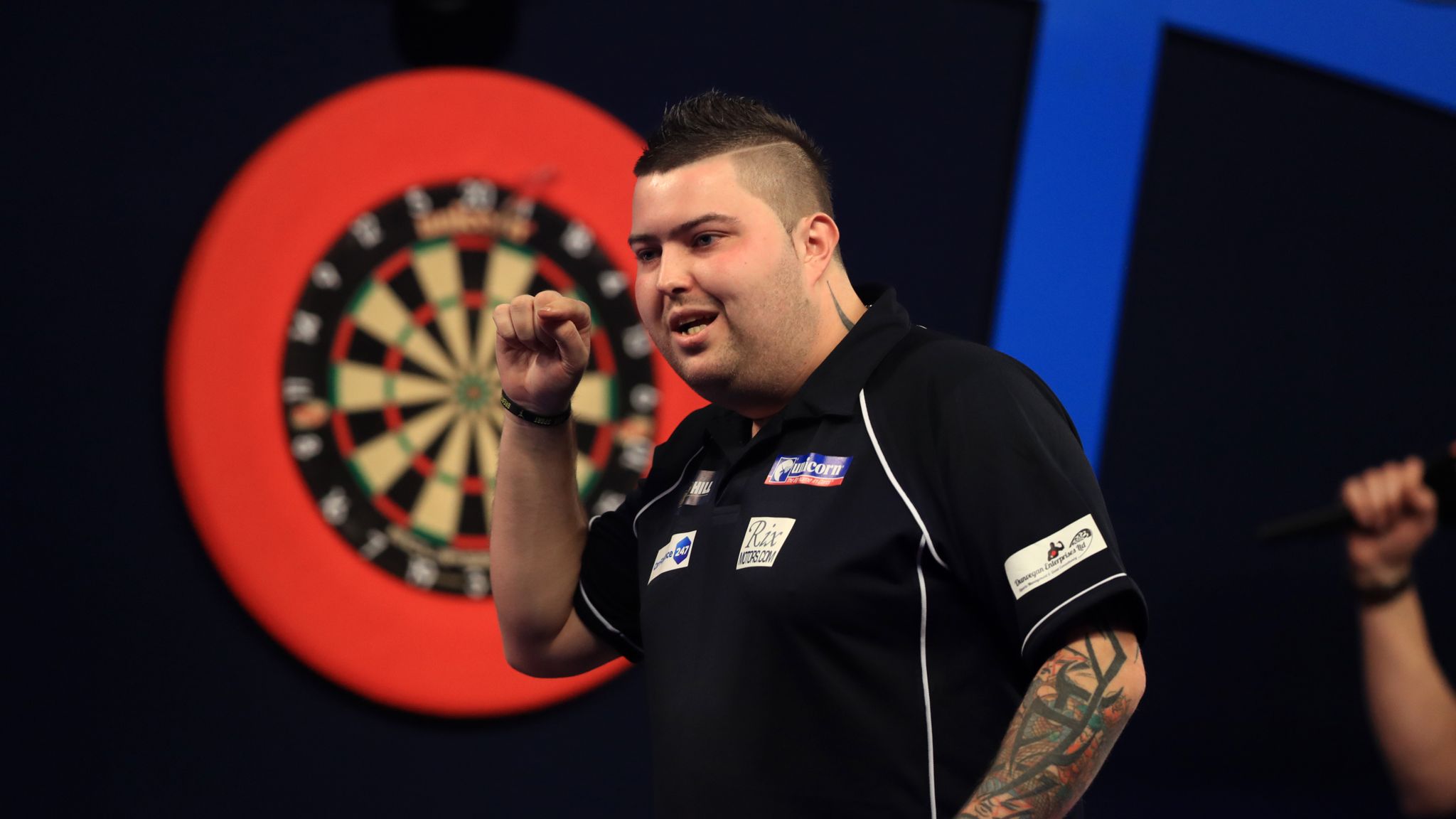 Mum's social club helped darts ace Michael 'Bully Boy' Smith reach