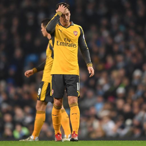 Wenger: Ozil is not lazy