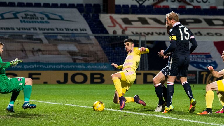 Callum Paterson fires Hearts 2-1 ahead
