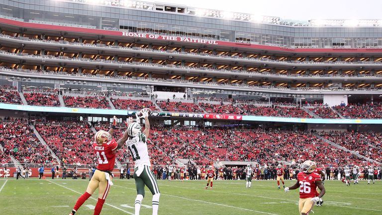 SANTA CLARA, CA - DECEMBER 11:  Robby Anderson #11 of the New York Jets makes a catch against the San Francisco 49ers during their NFL game at Levi's Stadi