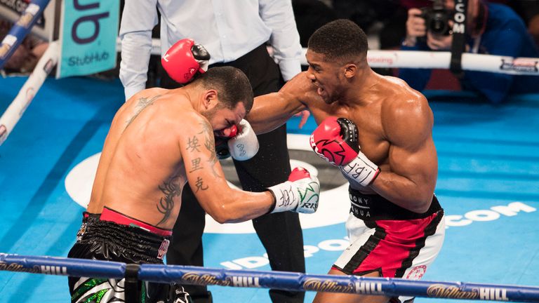 Manchester Boxing.
Anthony Joshua v Eric Molina
10th December 2016.
Picture By Mark Robinson.
