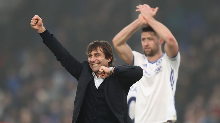 LONDON, ENGLAND - DECEMBER 17: Antonio Conte, Manager of Chelsea (C) celebrates his sides win after the game during the Premier League match between Crysta