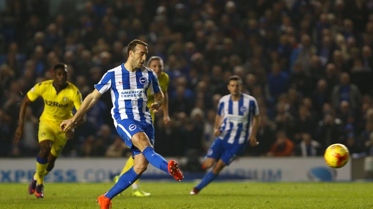 Brighton and Hove Albion's Glenn Murray scores his sides first goal of the game during the Sky Bet Championship match at the AMEX Stadium, Brighton.