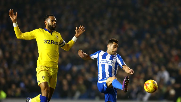 Brighton and Hove Albion's Sam Baldock (right) and Leeds United's Kyle Bartley battle for the ball during the Sky Bet Championship match at the AMEX Stadiu