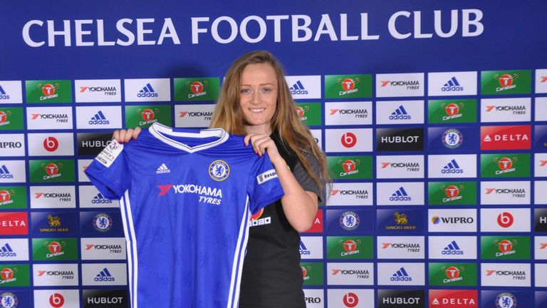 Erin Cuthbert has penned a deal with Chelsea Ladies until 2019