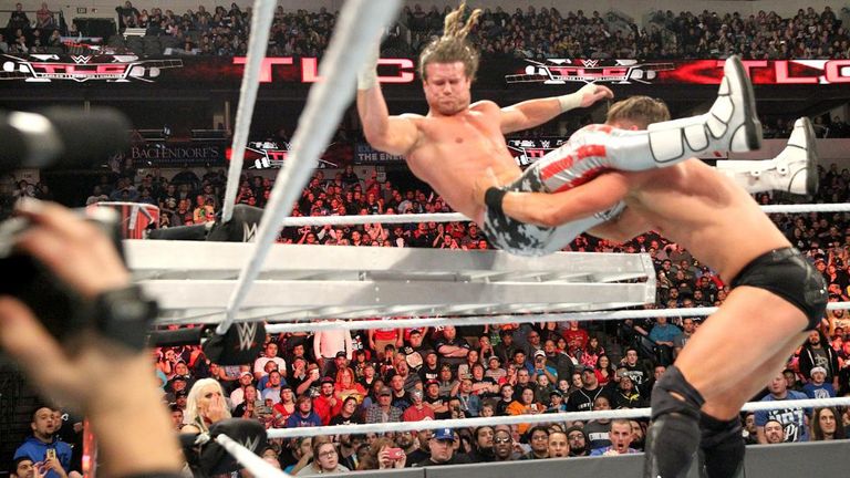 WWE TLC 2016 - Dolph Ziggler v The Miz