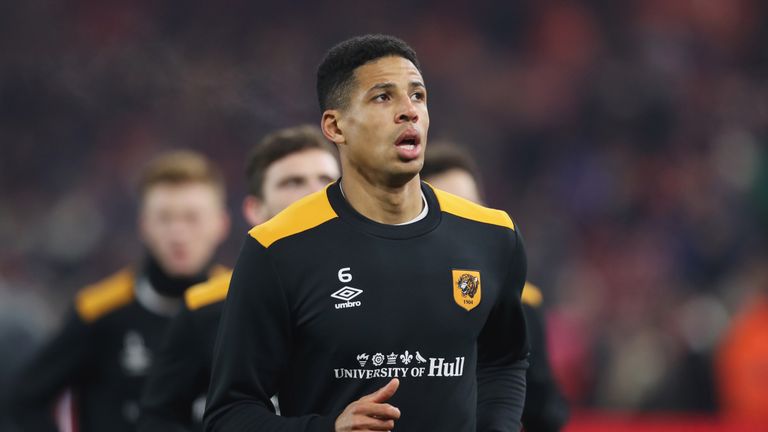 MIDDLESBROUGH, ENGLAND - DECEMBER 05:  Curtis Davies of Hull City warms up prior to the Premier League match between Middlesbrough and Hull City at Riversi