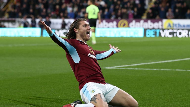 BURNLEY, ENGLAND - DECEMBER 10: Jeff Hendrick of Burnley celebrates scoring his sides first goal during the Premier League match between Burnley and AFC Bo