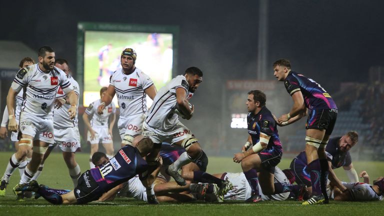 Bordeaux-Begles' New Zealand flanker Joe Edwards tries to break through the Exeter defence 