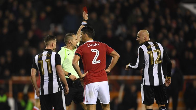 NOTTINGHAM, ENGLAND - DECEMBER 02: Jonjo Shelvey of Newcastle United recieves a red card during the Sky Bet Championship match between Nottingham Forest an