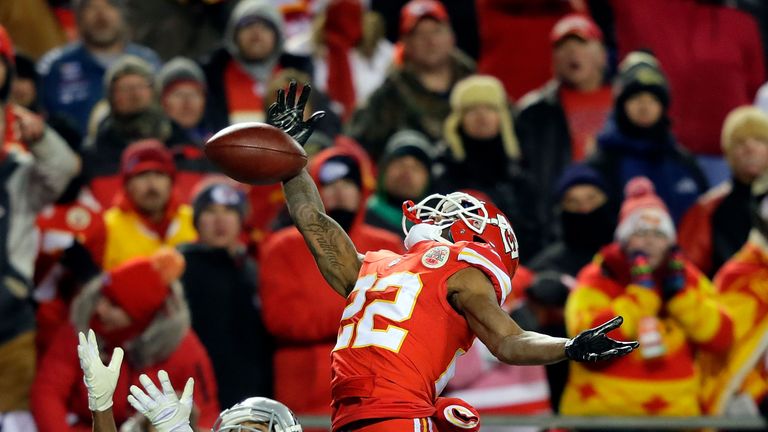 KANSAS CITY, MO - DECEMBER 08:  Cornerback Marcus Peters #22 of the Kansas City Chiefs breaks up a pass intended for wide receiver Andre Holmes #18 of the 