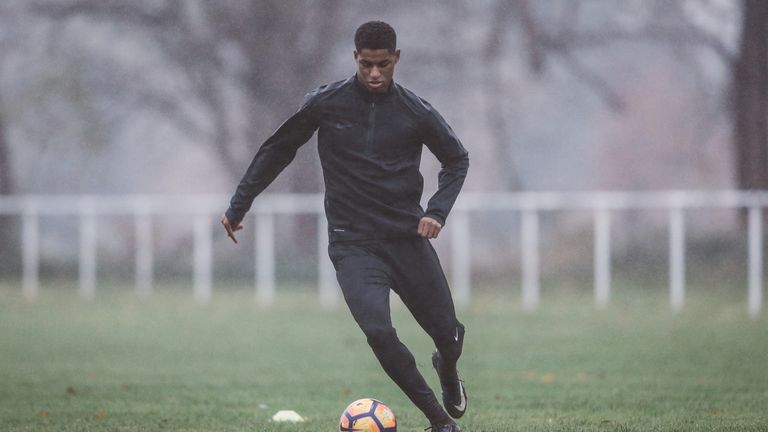 Featuring AeroSwift technology, Nike Football’s apparel is engineered for speed in all training conditions
