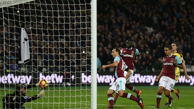 Mark Noble gives West Ham the lead