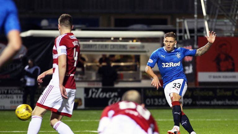 Rangers' Martyn Waghorn scores his side's second goal of the game