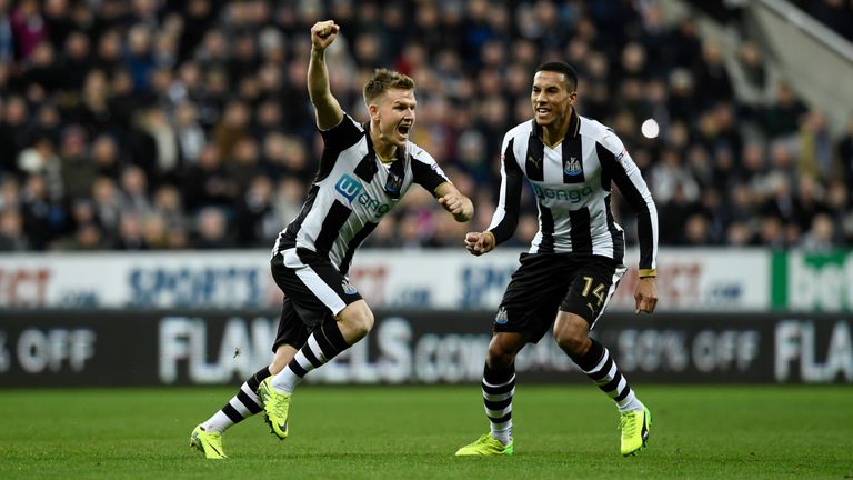 NEWCASTLE UPON TYNE, ENGLAND - DECEMBER 30:  Newcastle player Matt Ritchie (l) celebrates his opening goal with Isaac Hayden during the Sky Bet Championshi