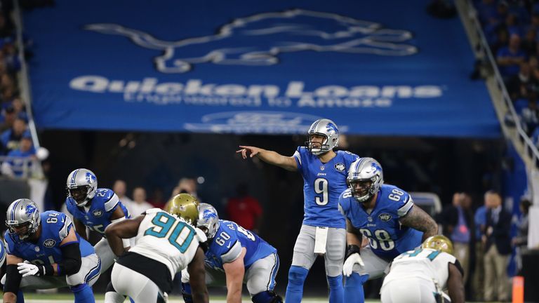 DETROIT, MI - NOVEMBER 20: Quarterback Matthew Stafford #9 of the Detroit Lions directs his team against the Jacksonville Jaguars during first half acton  