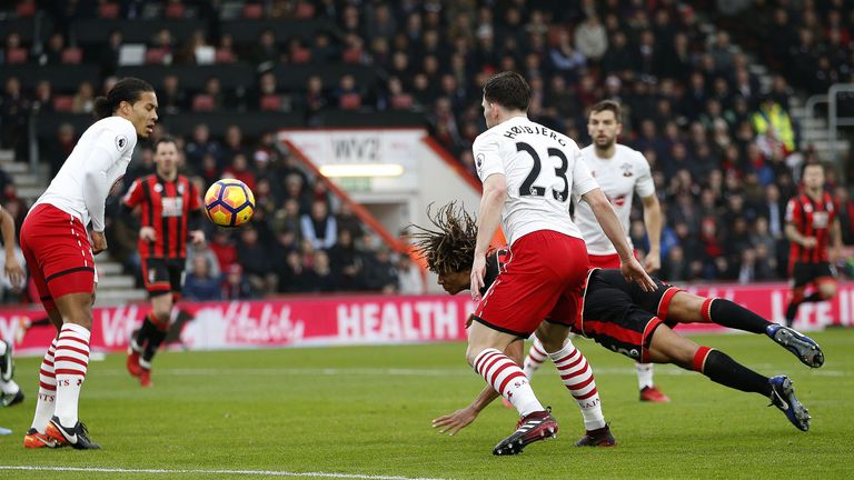 Nathan Ake puts Bournemouth 1-0 up with a diving header