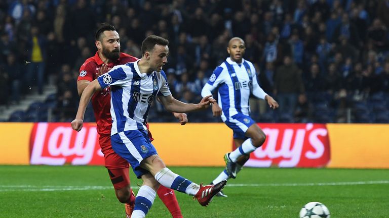 PORTO, PORTUGAL - DECEMBER 07: Diogo Jota of FC Porto scores his sides fith goal during the UEFA Champions League Group G match between FC Porto and Leices