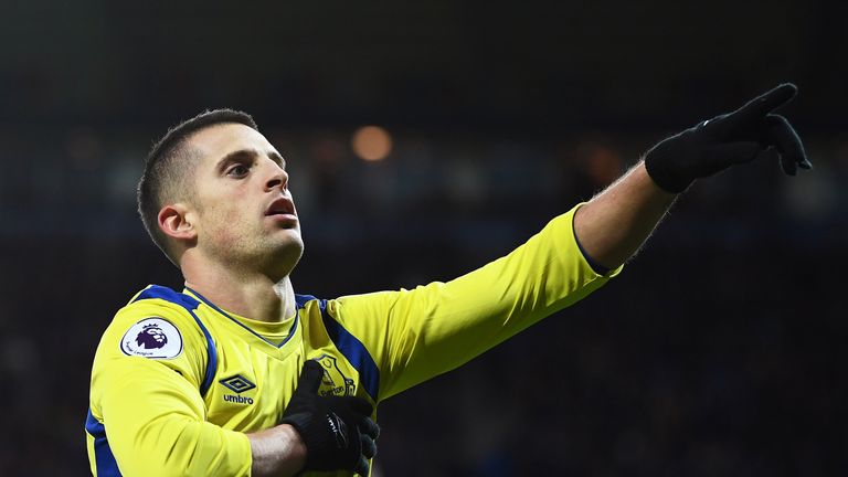 Kevin Mirallas celebrates after putting Everton 1-0 up against Leicester