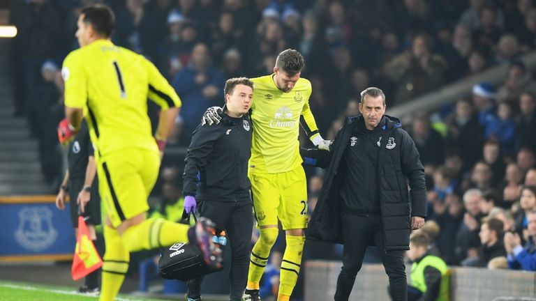 Maarten Stekelenburg leaves the pitch to be replaced by substitute Joel Robles