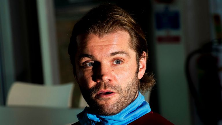 Hearts head coach Robbie Neilson