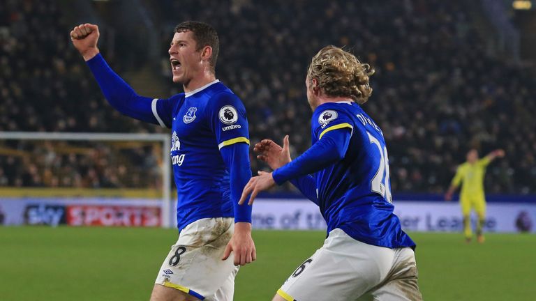Everton's English midfielder Ross Barkley (L) celebrates with Everton's English midfielder Tom Davies after scoring their second goal during the English Pr