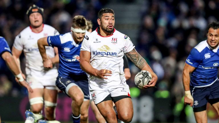 Charles Piutau makes a break against Leinster