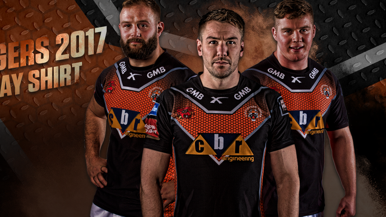 Paul McShane, Michael Shenton and Adam Milner in Castleford's away shirt for 2017