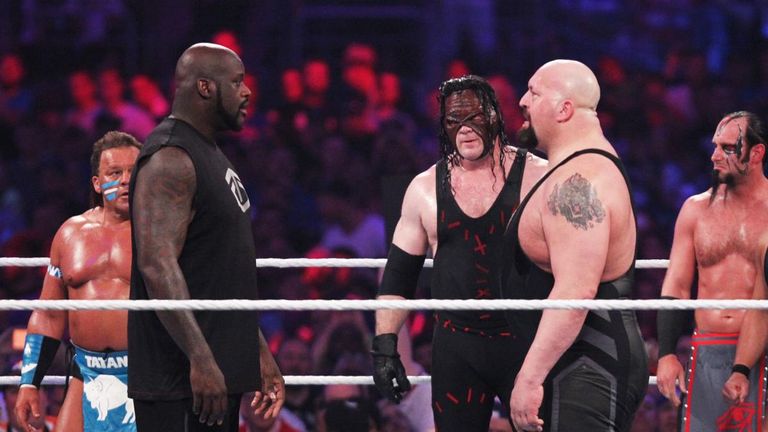 WrestleMania 32 - Shaquille O'Neal v Big Show