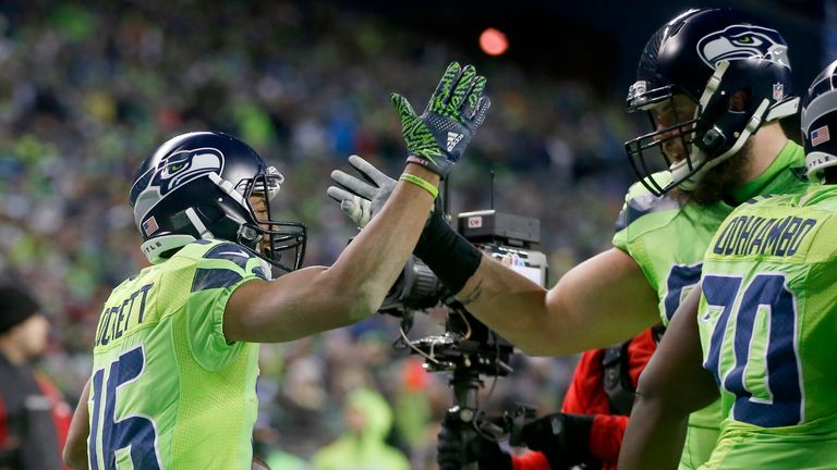 SEATTLE, WA - DECEMBER 15:  Wide receiver Tyler Lockett #16 of the Seattle Seahawks celebrates his touchdown against the Los Angeles Rams at CenturyLink Fi