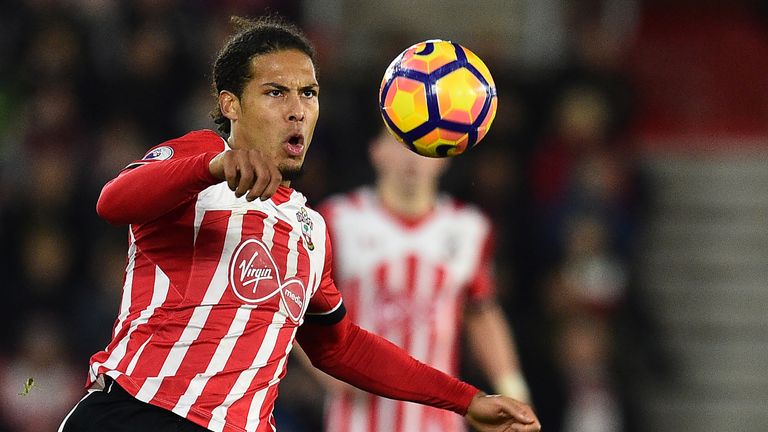 Virgil van Dijk keeps his eye on the ball against Everton at St Mary's