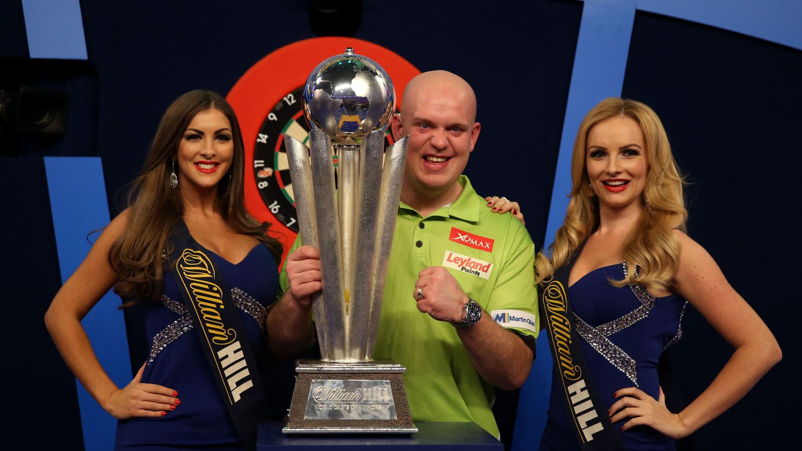 Michael van Gerwen targets five world titles and thinks Phil Taylor's ...