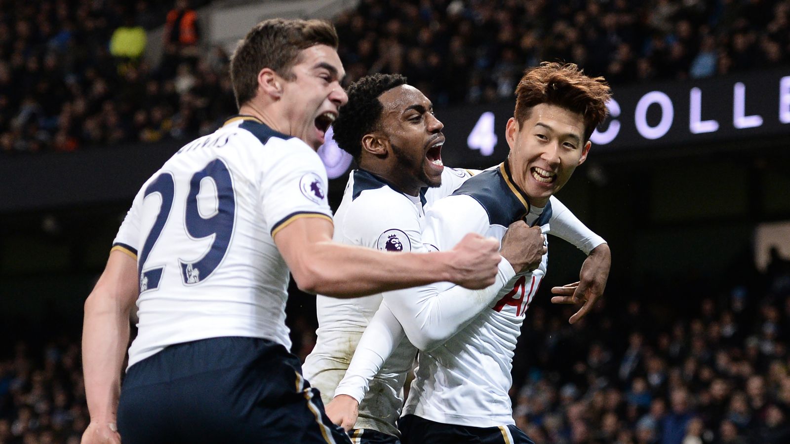 Manchester City 2-2 Tottenham: Spurs snatch draw at Etihad | Football News  | Sky Sports