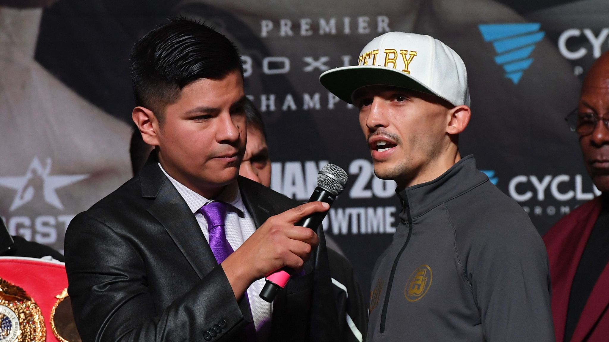 Leo Santa Cruz vs Abner Mares victor could fight Carl Frampton