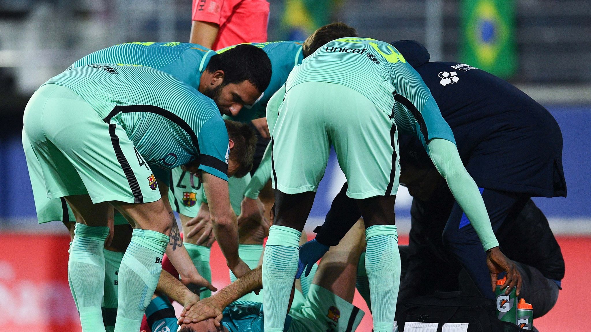 Barcelona's Sergio Busquets suffers ankle ligament sprain Football