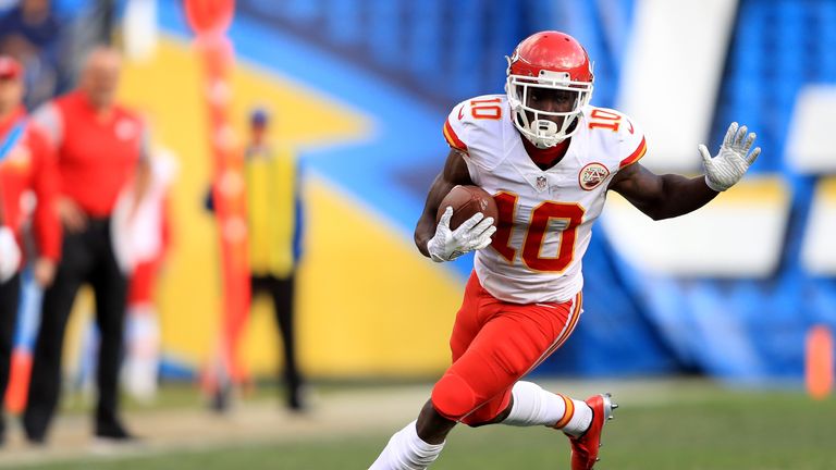 SAN DIEGO, CA - JANUARY 01:  Tyreek Hill #10 of the Kansas City Chiefs runs against the San Diego Chargers  during the second half of a game at Qualcomm St