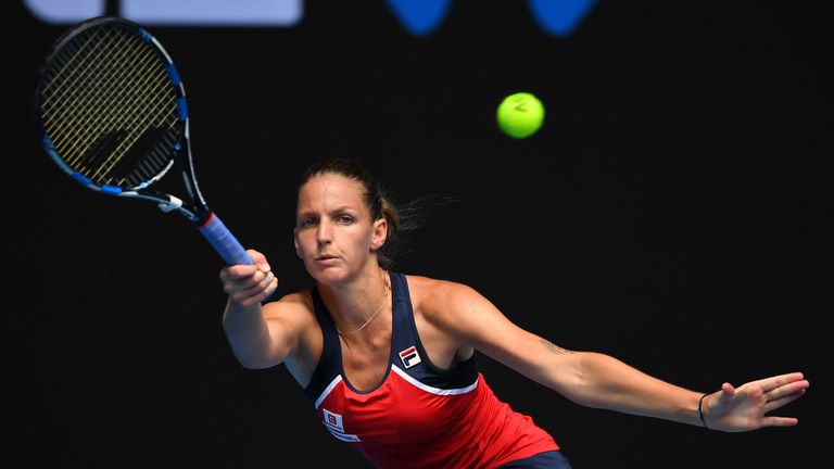 Karolina Pliskova played down her title hopes after beating Sara Sorribes Tormo 