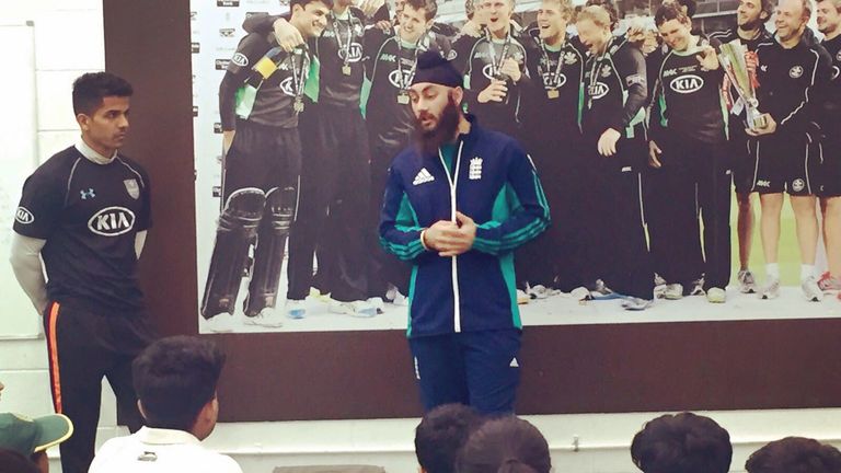 Amar Virdi talks to youngsters ahead of spin masterclass 