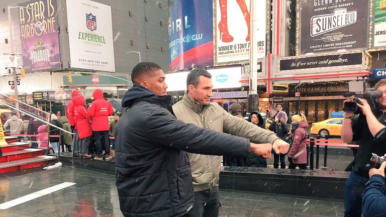 Joshua and Klitschko in Times Square