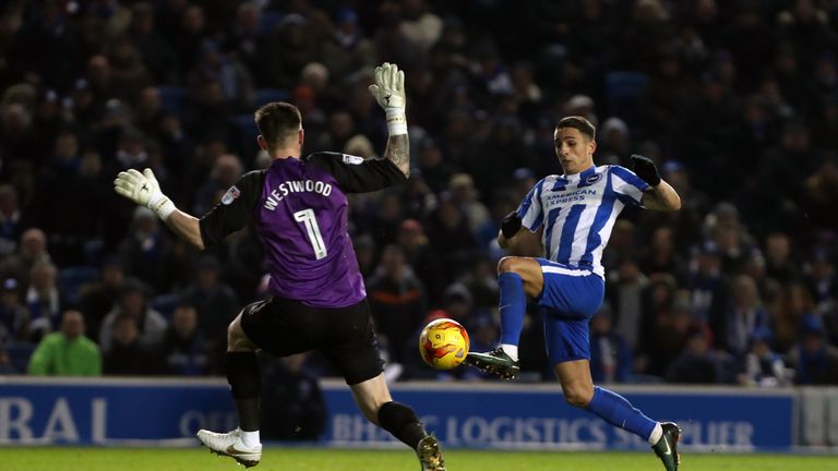 Brighton & Hove Albion's Anthony Knockaert rounds Sheffield Wednesday goalkeeper Keiren Westwood