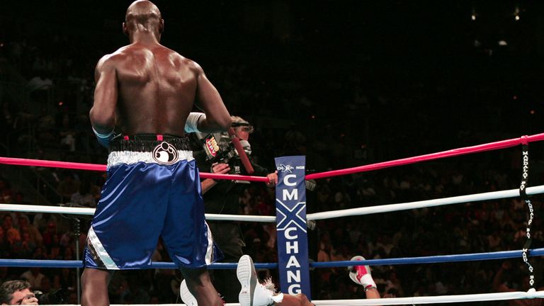 Antonio Tarver stopped Roy Jones Jr in the second round of their rematch