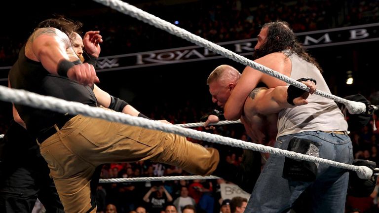 WWE Royal Rumble 2016 - Brock Lesnar/Wyatt Family