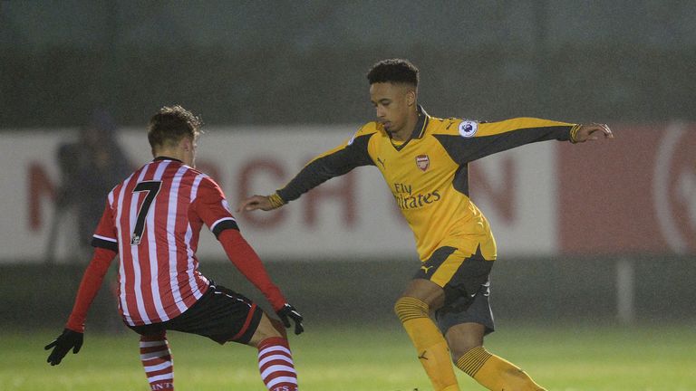 Cohen Bramall takes on Lloyd Isgrove during the U23 match between Southampton and Arsenal at Staplewood