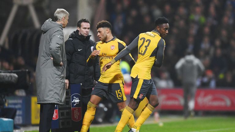 PRESTON, ENGLAND - JANUARY 07:  Danny Welbeck of Arsenal replaces Alex Oxlade-Chamberlain of Arsenal as a substitute during the Emirates FA Cup Third Round
