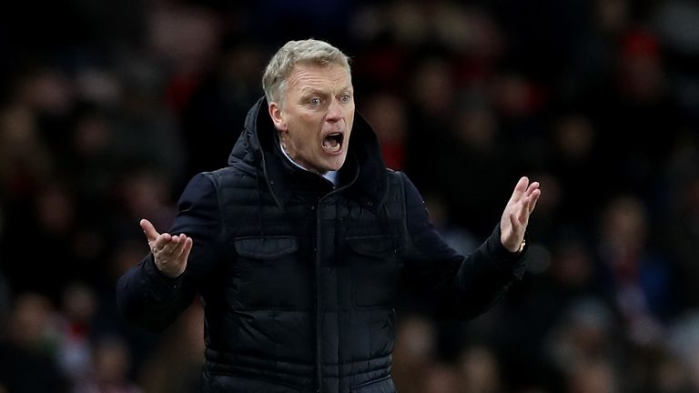 SUNDERLAND, ENGLAND - JANUARY 02:  David Moyes, Manager of Sunderland reacts during the Premier League match between Sunderland and Liverpool at Stadium of