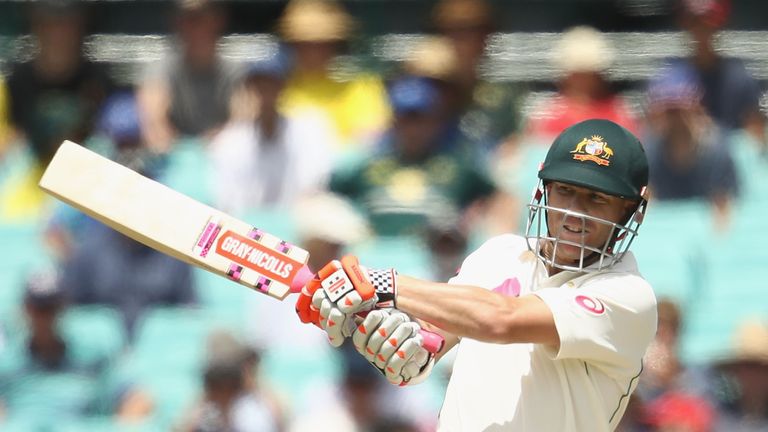 SYDNEY, AUSTRALIA - JANUARY 03:  David Warner of Australia bats during day one of the Third Test match between Australia and Pakistan at Sydney Cricket Gro