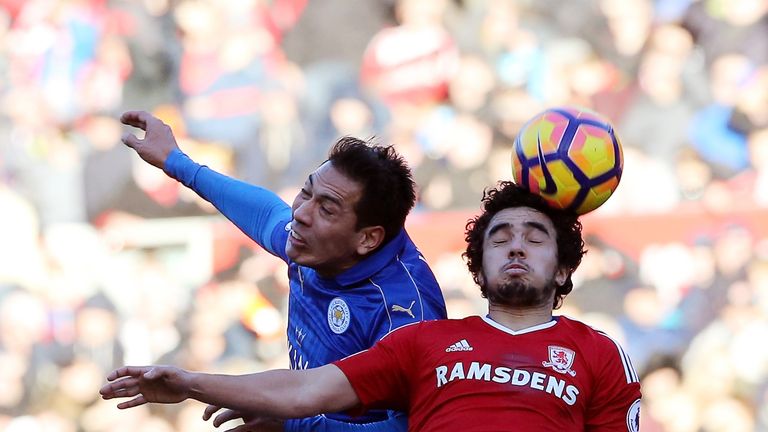 MIDDLESBROUGH, ENGLAND - JANUARY 02:  Leonardo Ulloa of Leicester City (L) and Fabio Da Silva of Middlesbrough (R) battle to win a header during the Premie