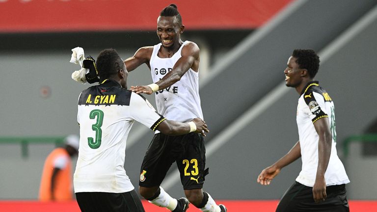 (L-R) Ghana's forward Asamoah Gyan, Ghana's defender Harrison Afful and Ghana's defender Daniel Amartey celebrate at the end of the 2017 Africa Cup of Nati