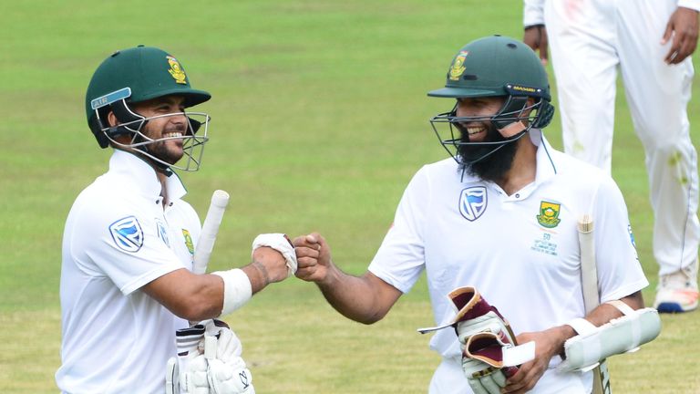 JP Duminy and Hashim Amla put on 292 for the third wicket on day one at the Wanderers