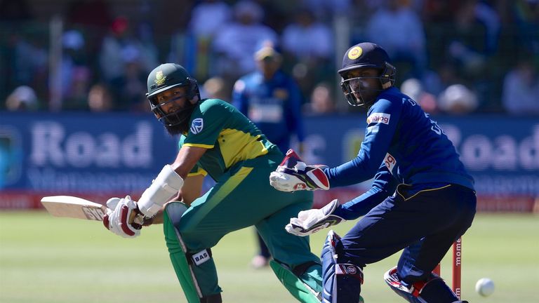 Hashim Amla made 57 as South Africa won the first ODI against Sri Lanka